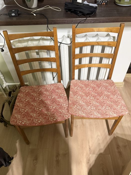 Стільці Безкоштовно