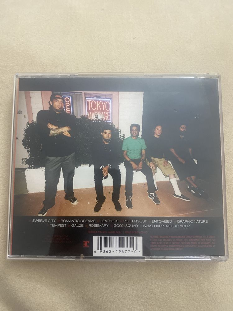 Cd Deftones (koi no yokan)