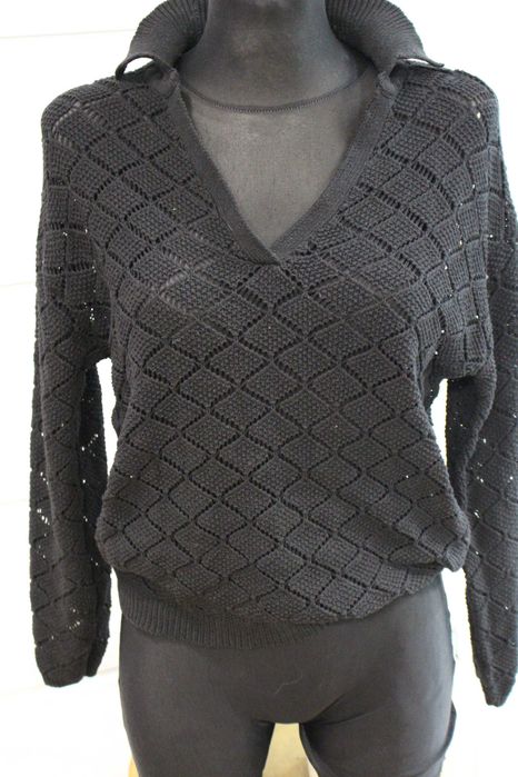 czarny, ażurowy sweter z kołnierzykiem S