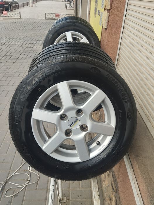 Диски с резиной на 14(с разболтовкой 4/114,3)