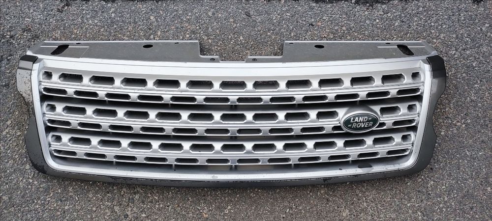Решётка радиатора Range Rover
