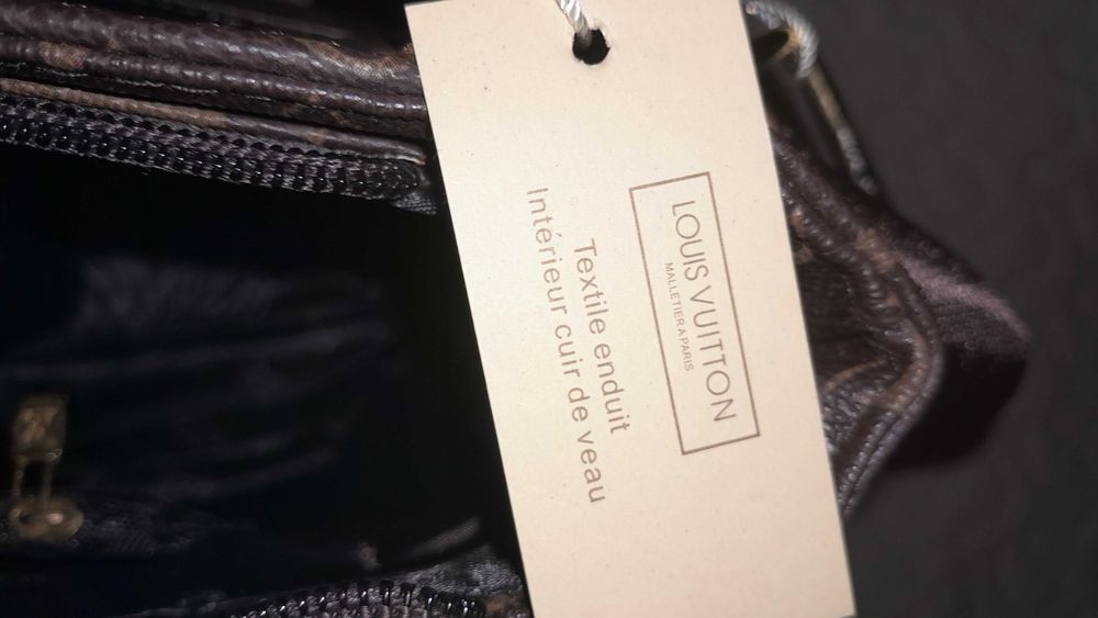 Mala muito versatil para portátil e não só  (grande)