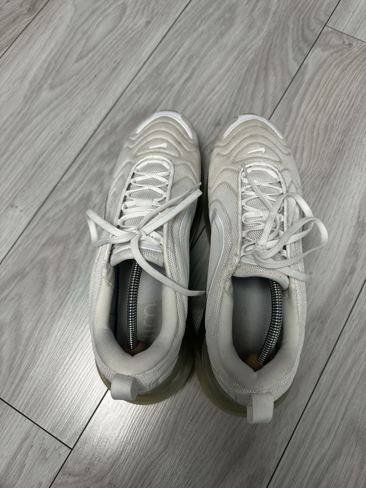 Buty męskie Nike Air Max 720 białe