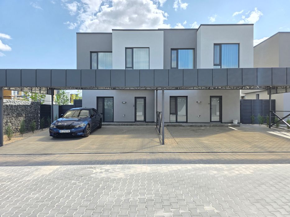 Первая аренда нового современного дуплекса в городке «Золотые Ключи»