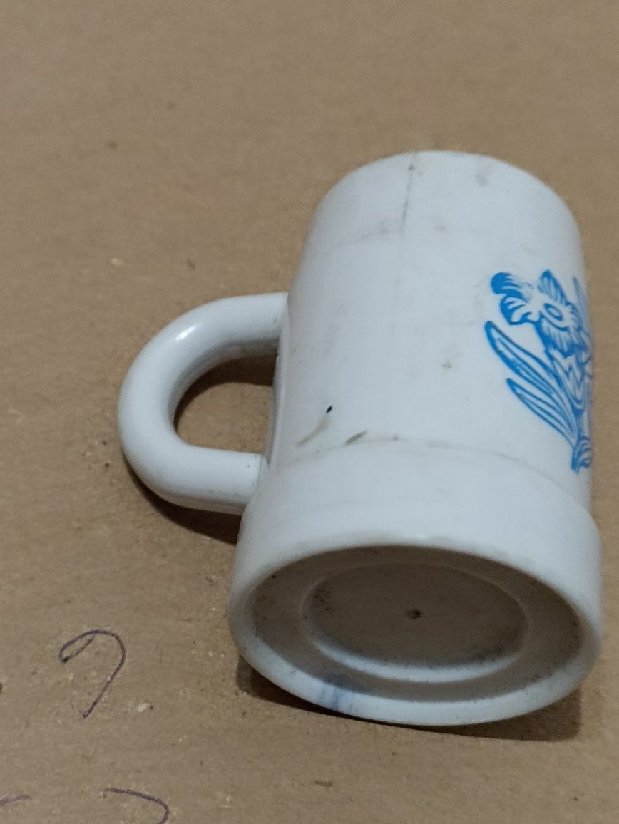 Mała stara ręcznie malowana karawaka dzbanuszek buteleczka ceramiczna