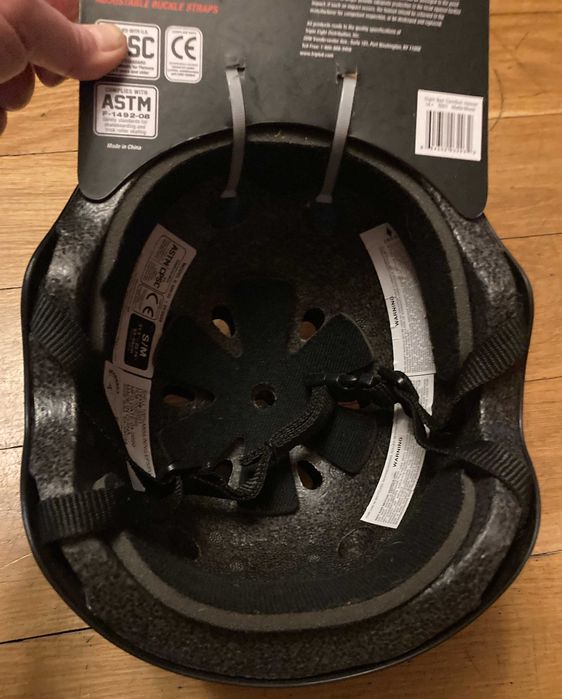 Kask ochronny do jazdy na rowerze, rolkach, skatingu