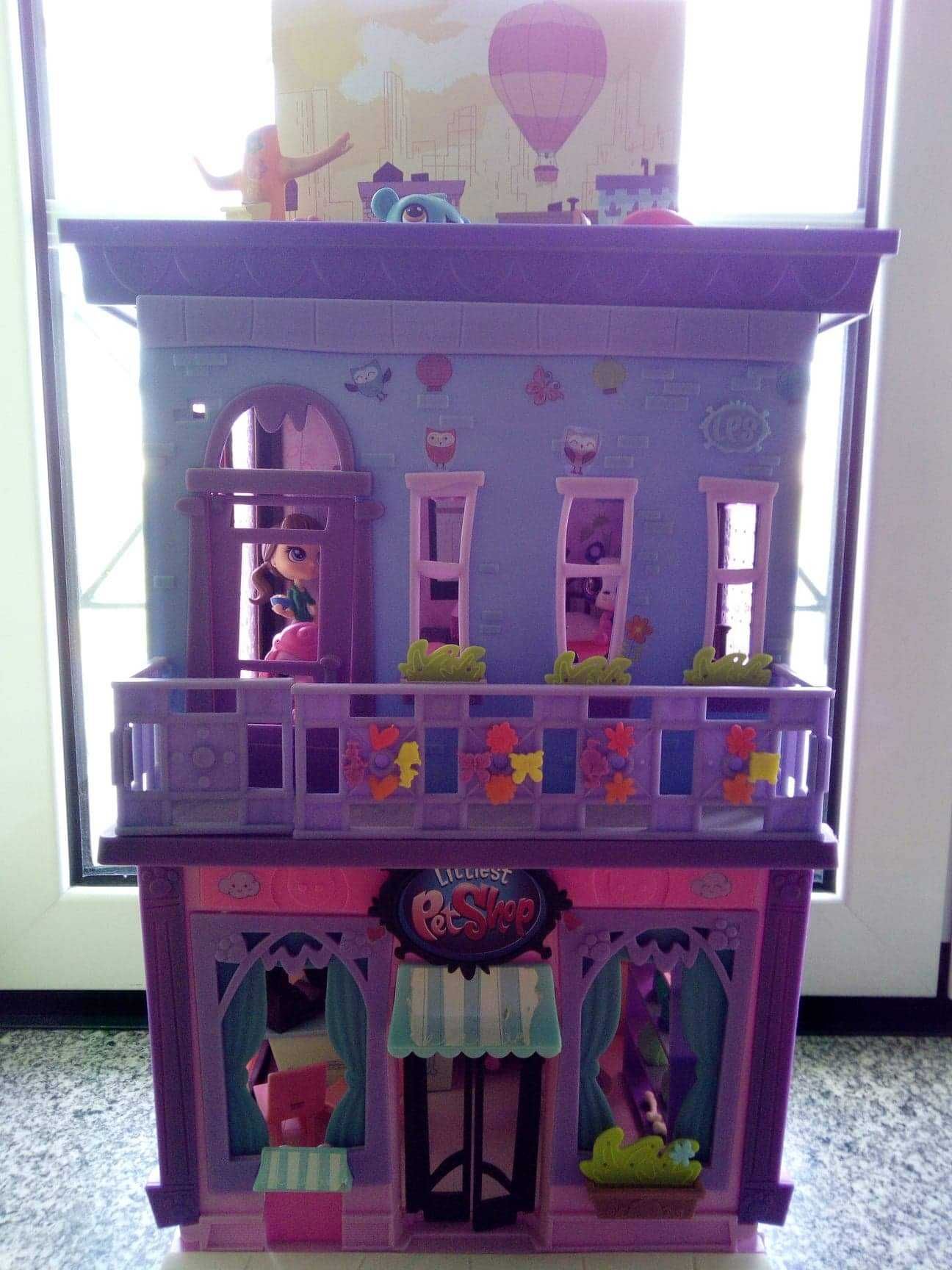 Littlest Pet Shop - A Loja das Mascotes, Quarto da Blythe e Limousine