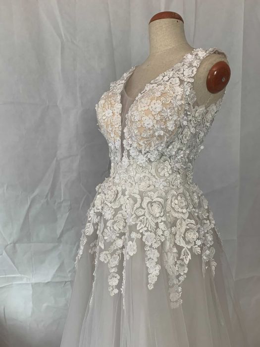 Nowa suknia ślubna 38/40 M/L boho-luxe hafty Princessa szampańska biel