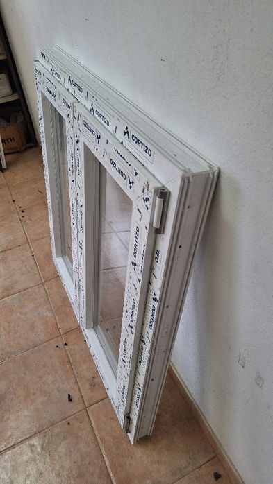 Janela de PVC 2 folhas