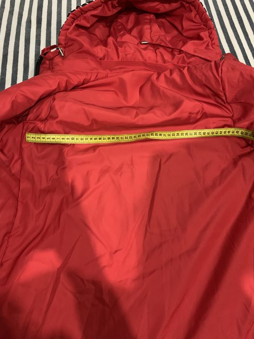 Зимова двостороннЯ куртка ,червоного коліру