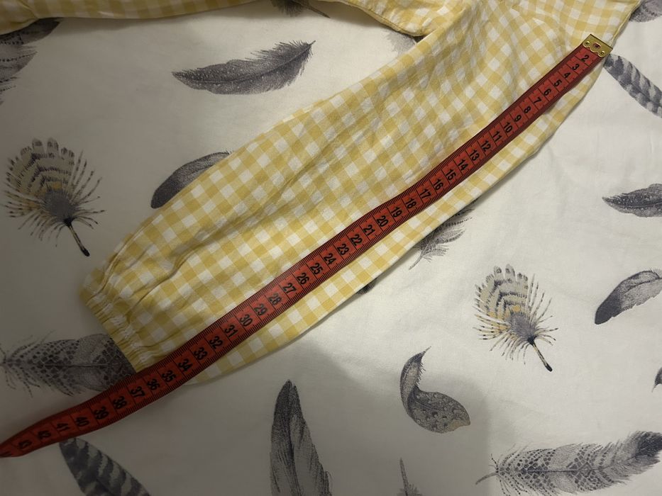 Дуже мила сукня для дівчинки, фірми H&M, розмір 104