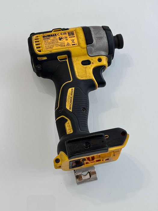 Zakrętarka DeWalt DCF887 wystawiam FV