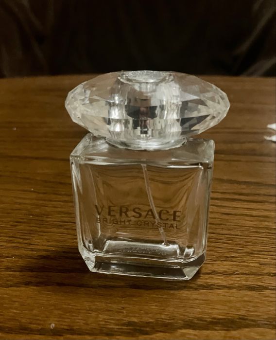 Flakon po perfumach Versace Bright Crystal