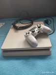 Konsola PS4 slim 500