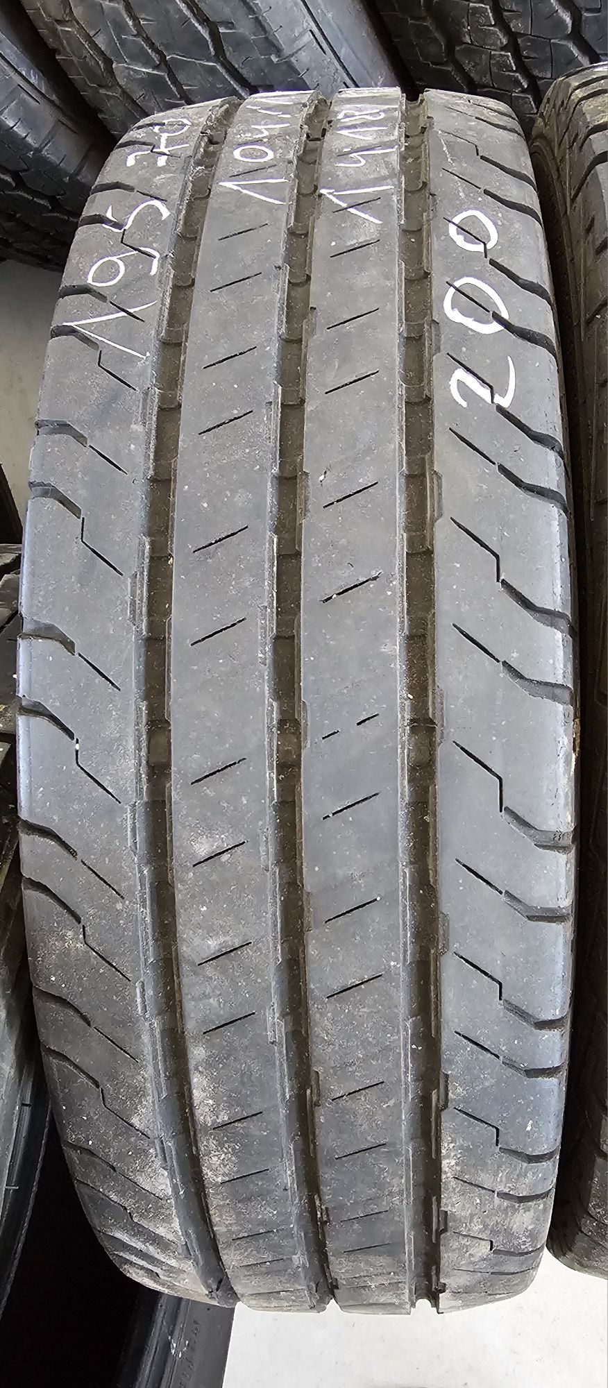 195/70R15C Continental Conti Van Contact 100 Lato