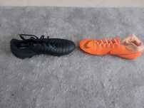 2 pares de botas