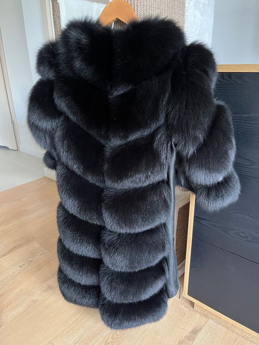 Futro z lisa czarnego