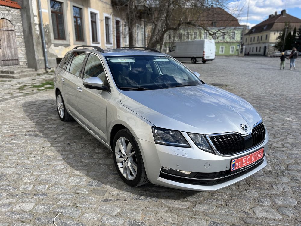 Продам skoda octavia A7 2017