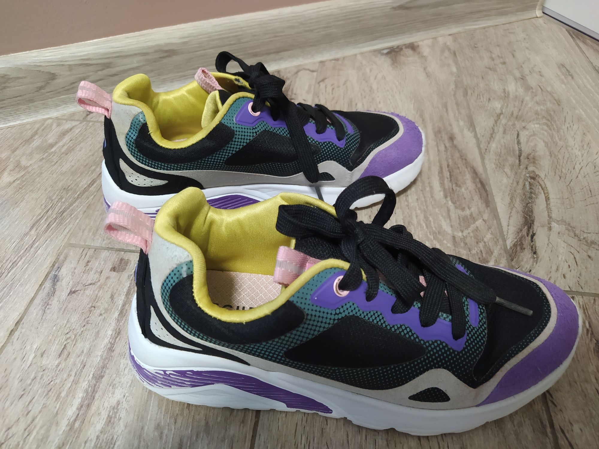 Кросівки Skechers Los Angeles 34 розмір для дівчинки