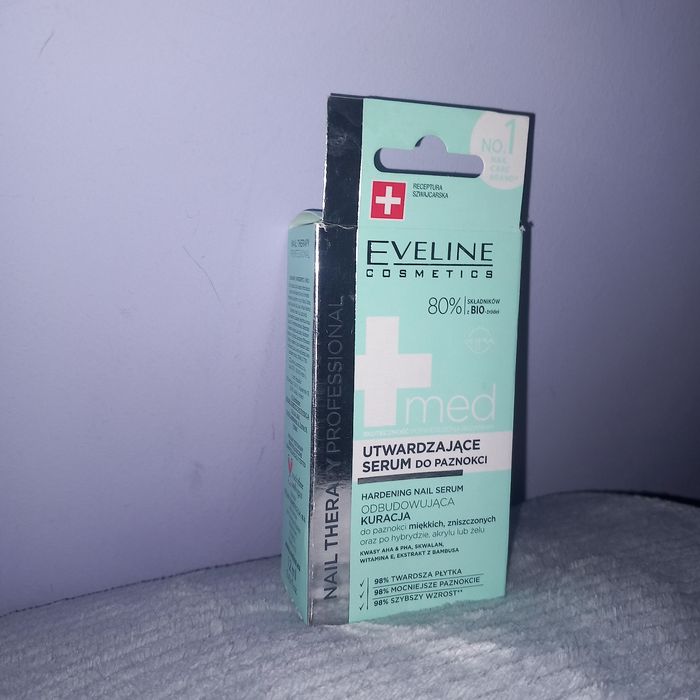 Utwardzające serum do paznokci