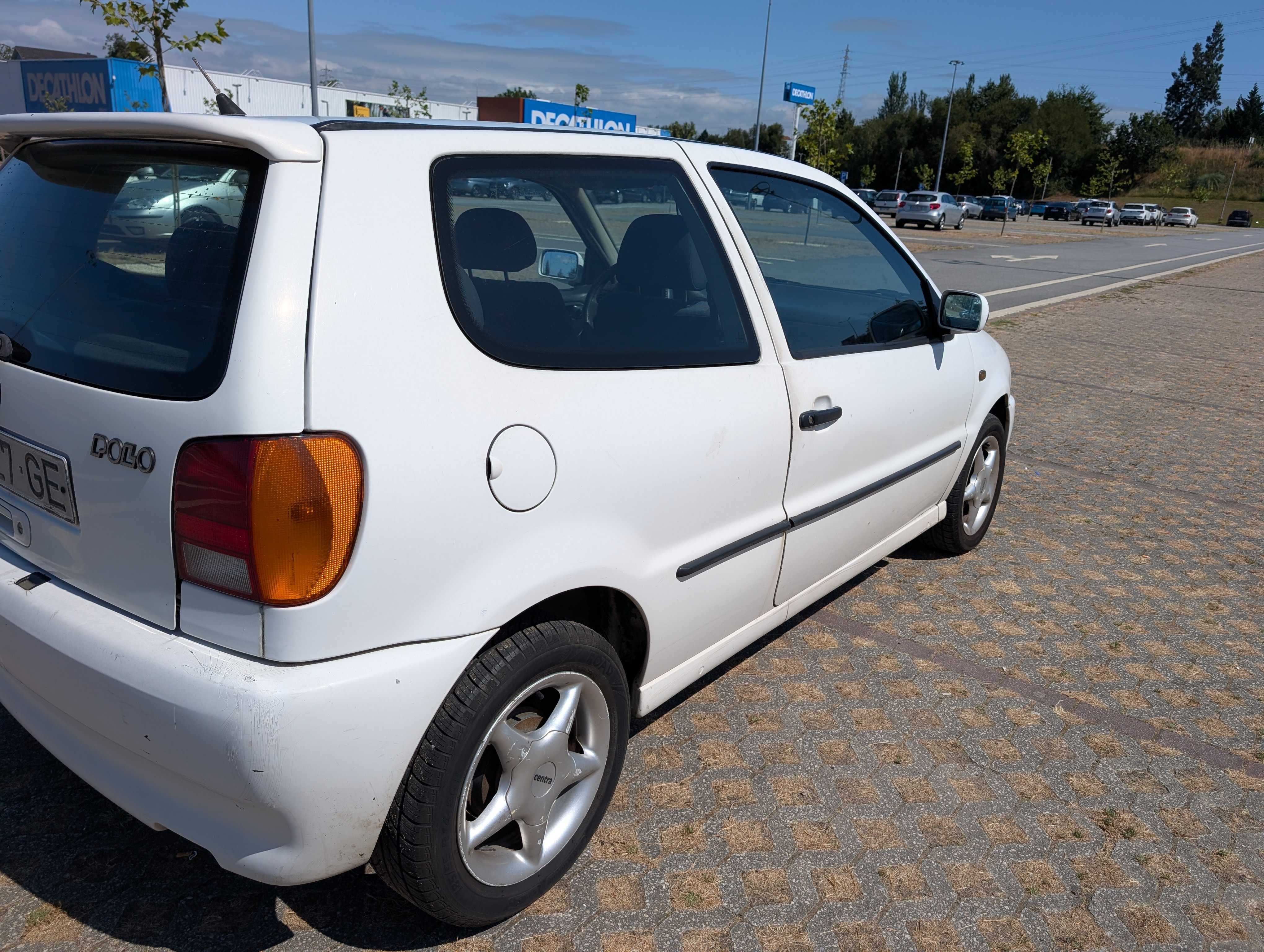 Volkswagen Polo 1.4 16v (1996) - 3 Portas