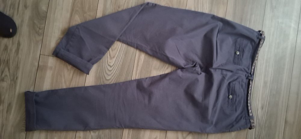 ESPRIT zestaw 42 /XL szare chinosy z paskiem bawełna + bluzeczka róż