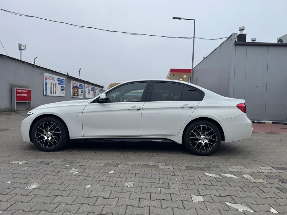 BMW Seria 3 BMW 330i xDrive M-Pakiet F30