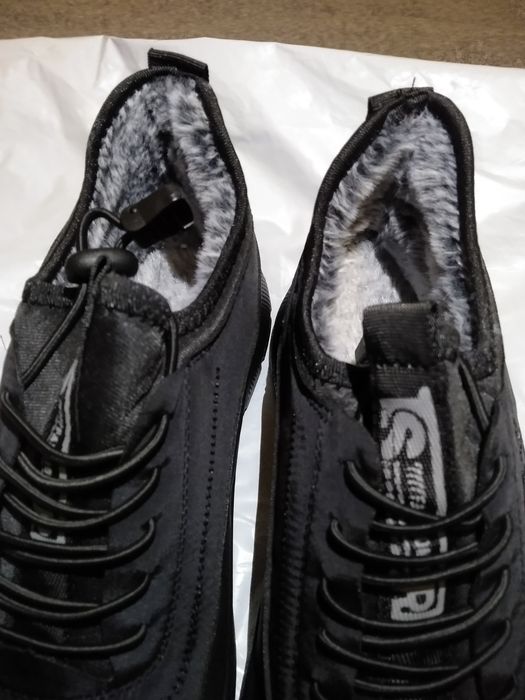 КакПродам зимние мужские кроссовки