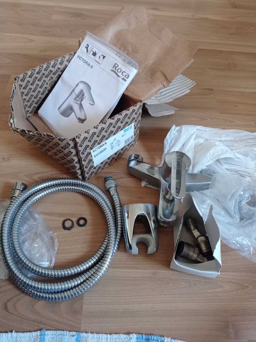 Torneira de banho com mangueira Roca