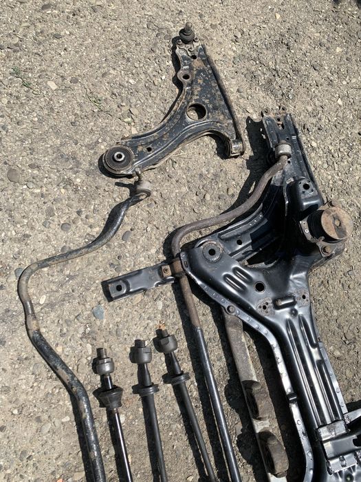 Ричаги балка рульові тяги стабілізатор гольф 2  vw golf 3