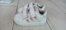 Ténis Adidas tamanho 20