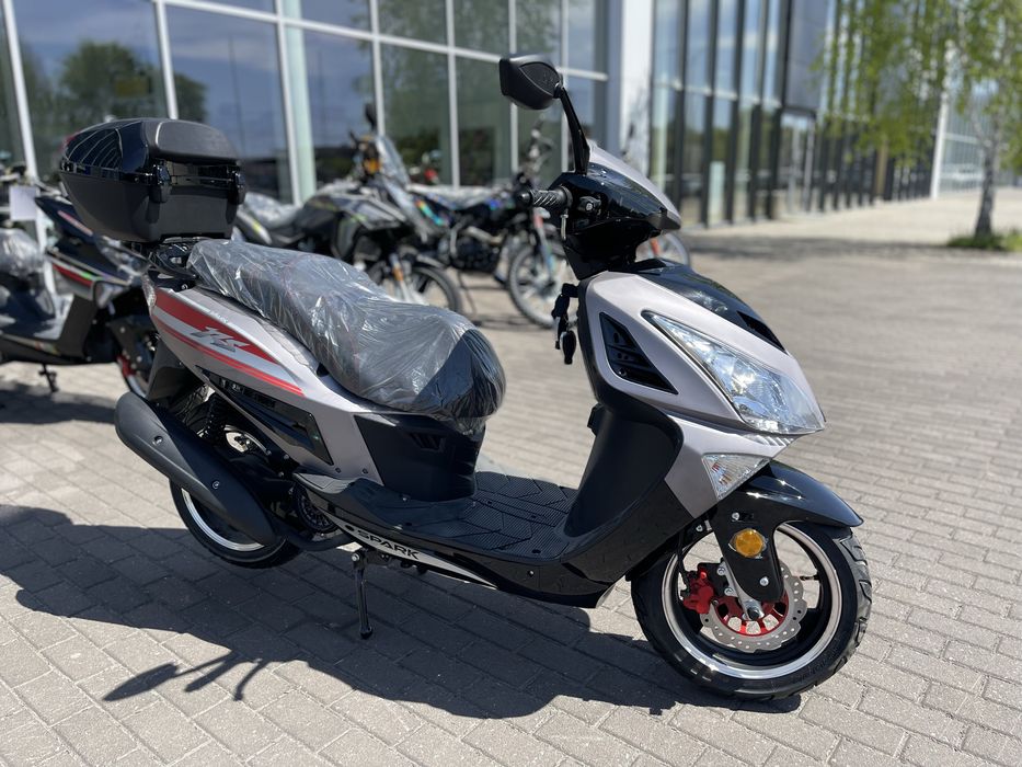 Скутер SPARK SP150S-17R