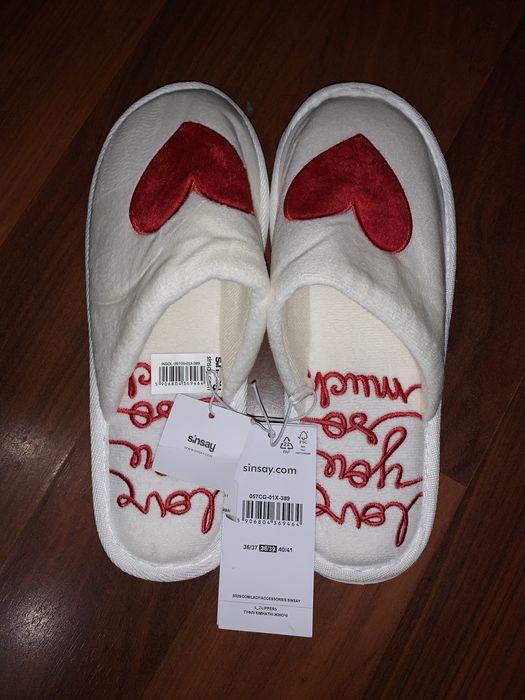 домашні капці з сердечком