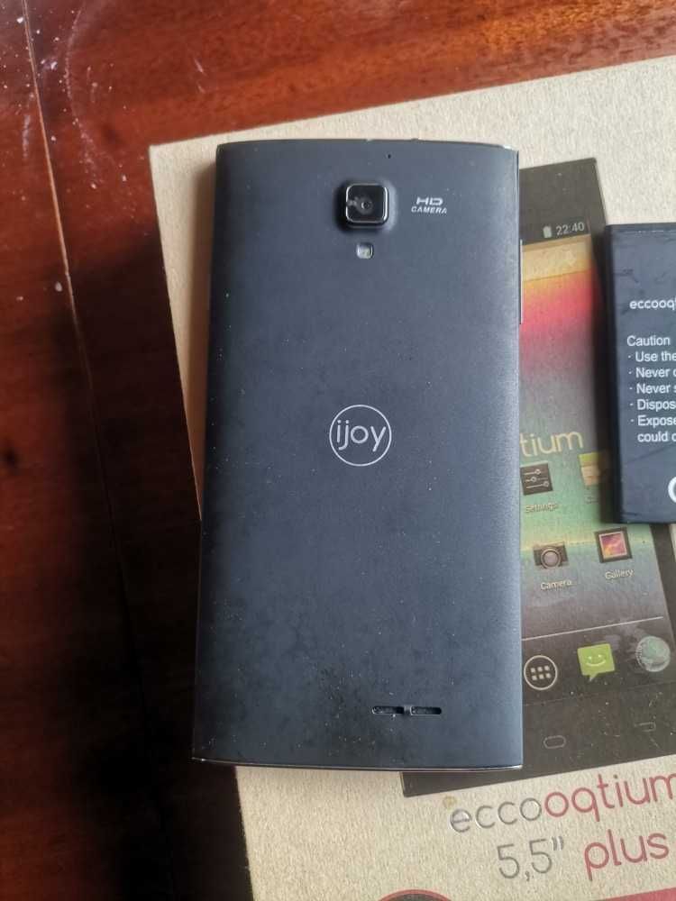 smartphone  i-joy eccooqtium 5.5" plus