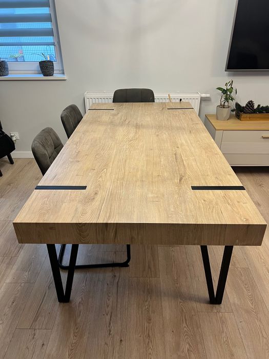 Sprzedam stół 180 cm