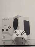 Xbox Series S 4K + pad z akumulatorem