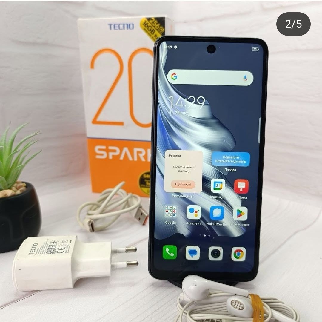 Продам телефон Tecno Spark 20 8+8/256Gb NFC в гарному стані