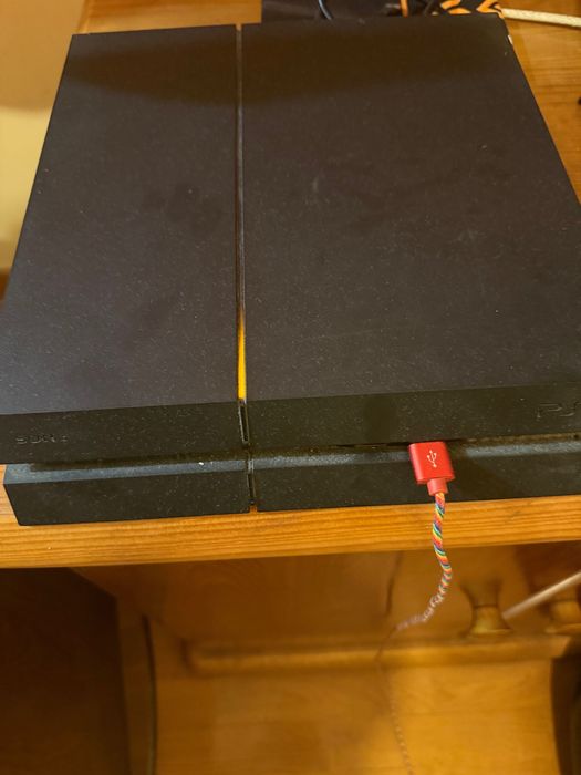 PlayStation 4 slim