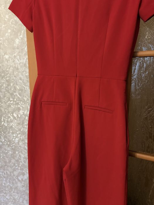 Жіночий червоний комбенізон Massimo dutti