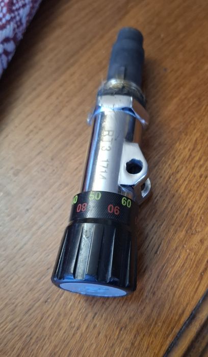 Miarkownik ciągu powietrza do pieca CO