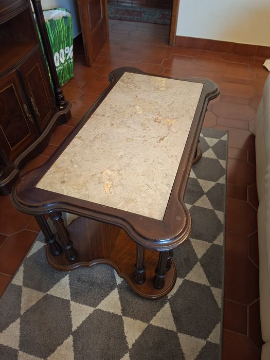 Mesa de Centro Madeira e Mármore