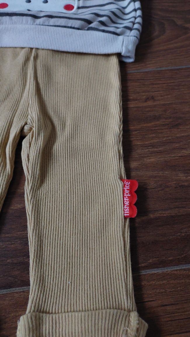Komplet niemowlęcy dres cool club fisher price r. 56