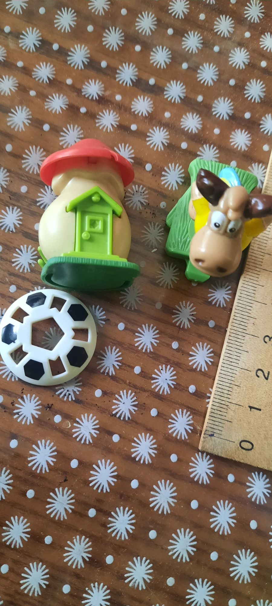 Фігурки Kinder surprise