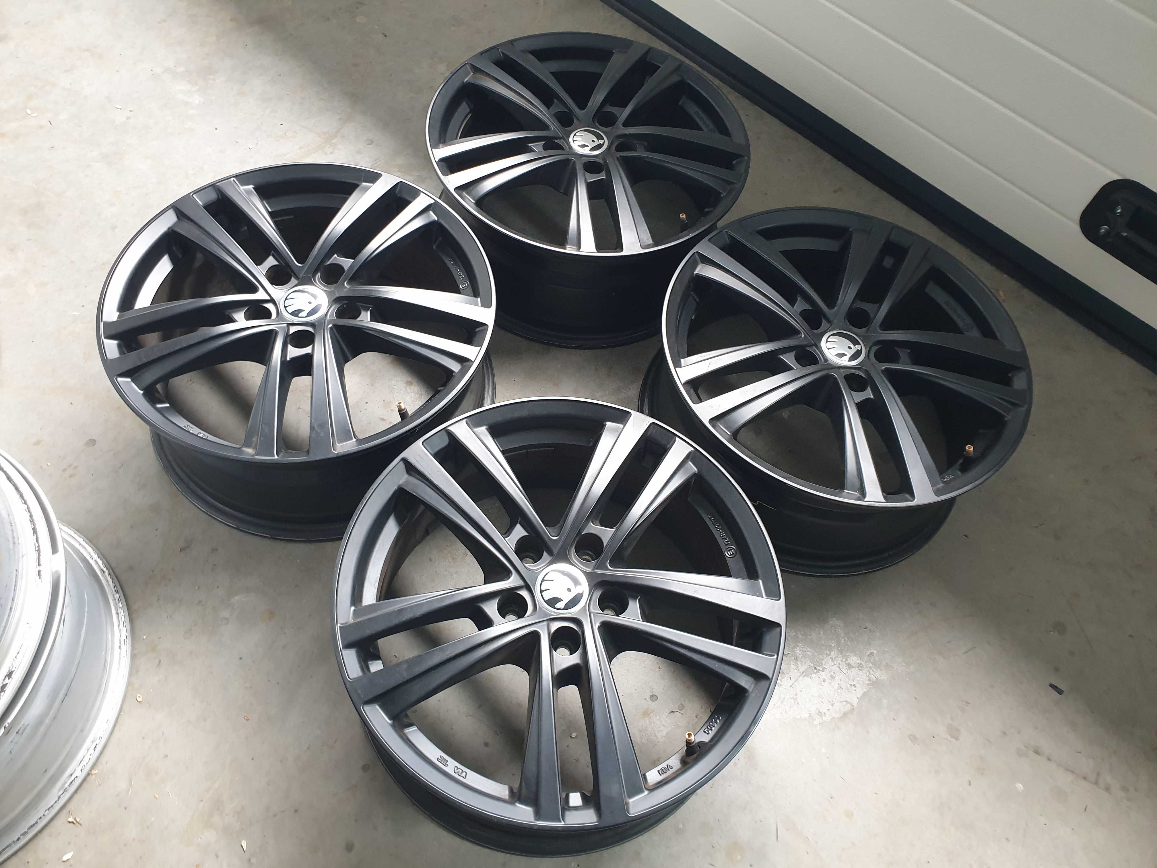 Alufelgi 16" Skoda Octavia II FL III IV VRS SuperB 5x112 Scout Karoq