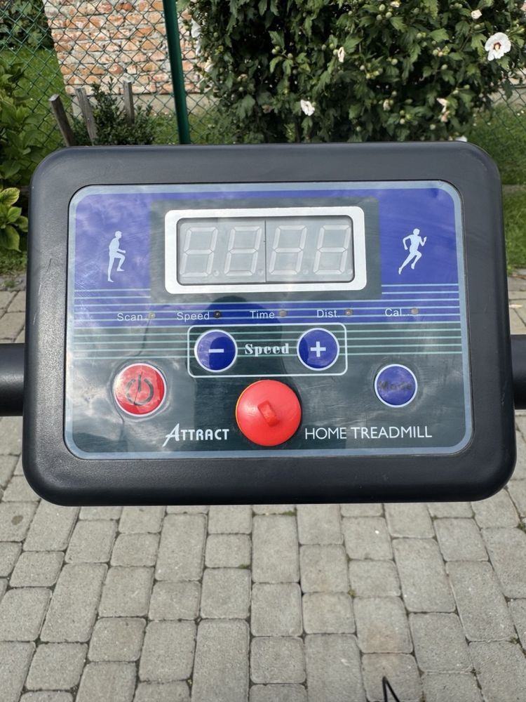 Бігова доріжка Attract 10 км 120 кг спорт фітнес (0096)