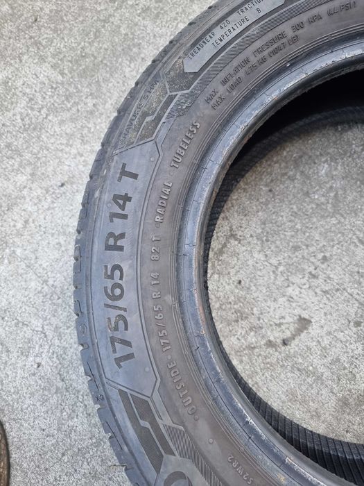 Opony 2 szt. 175/65/14 2021 r. Barum Bravuris 5 DOT 0121 6,2 mm