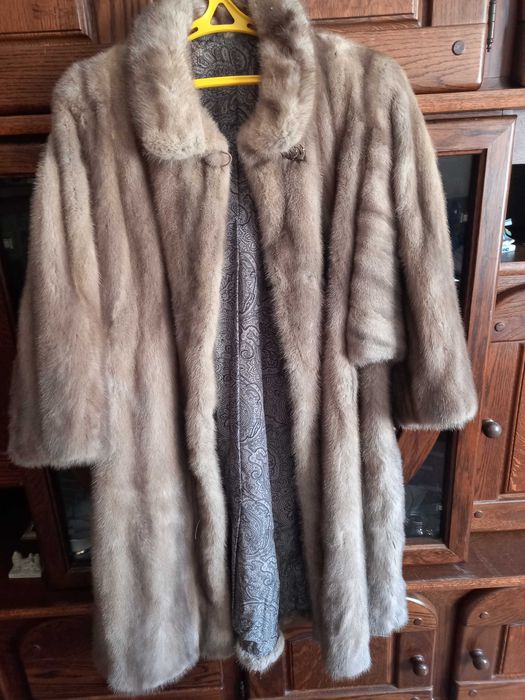 Продається шуба норкова, 48-50 розміру