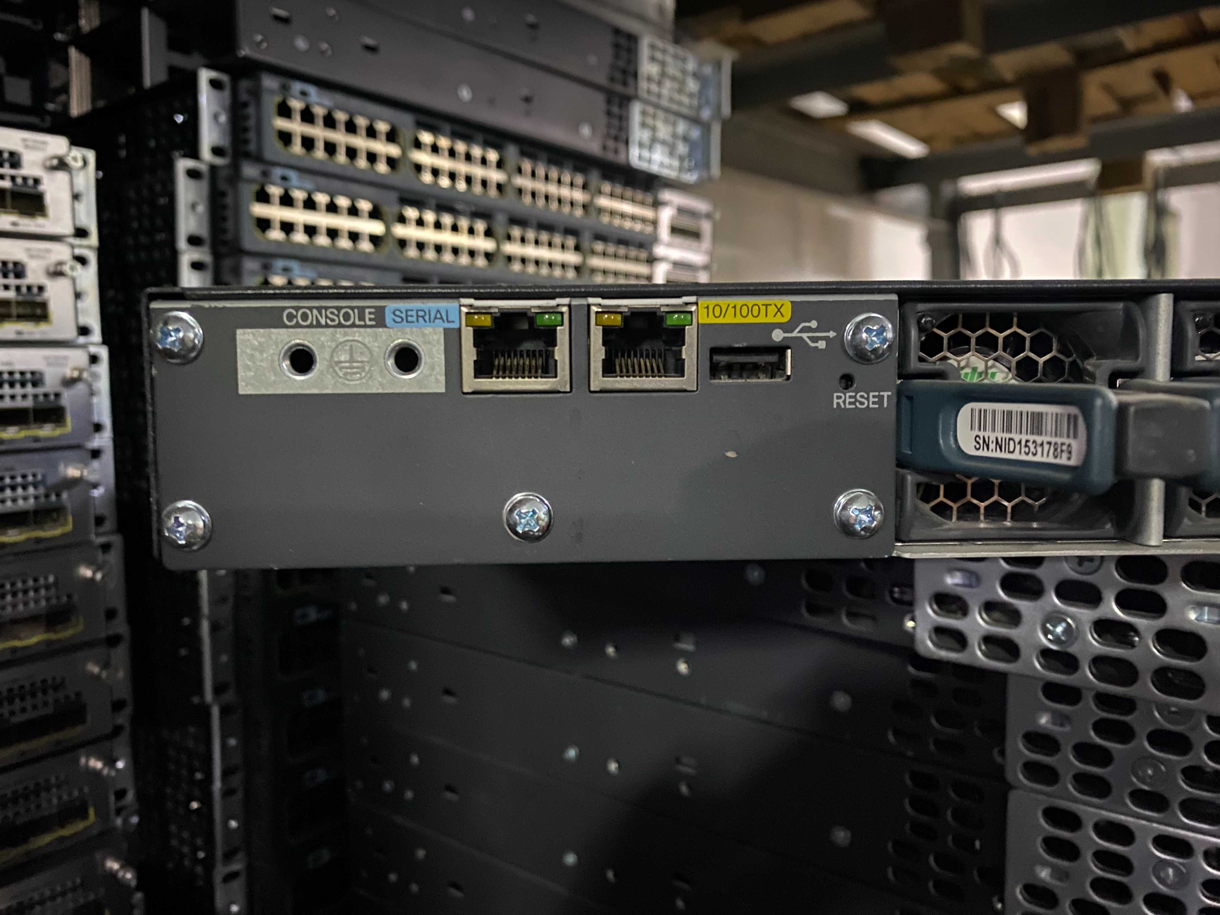 POE Комутатор / Свіч Cisco WS-C3560X-48P-L