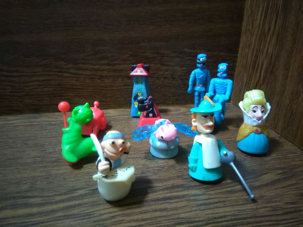 Bonecos Miniaturas de Desenhos Animados e Coleções