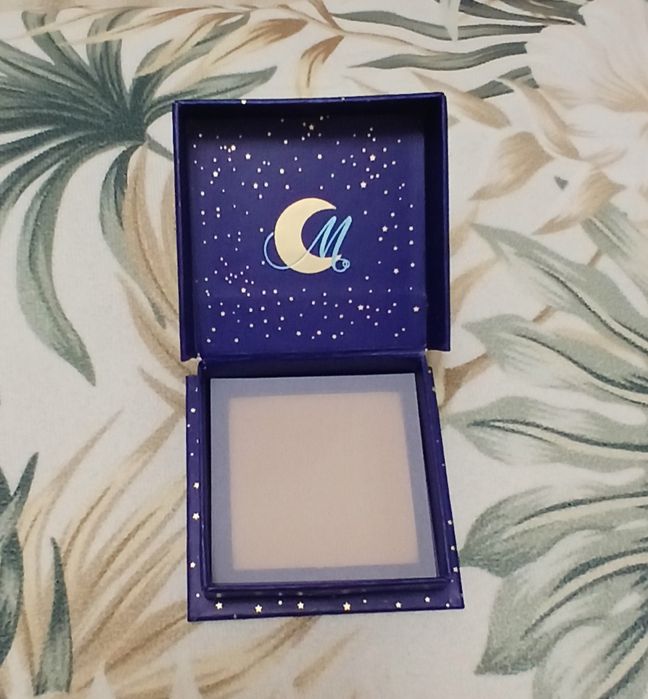 Moonish natural bronzer light tan